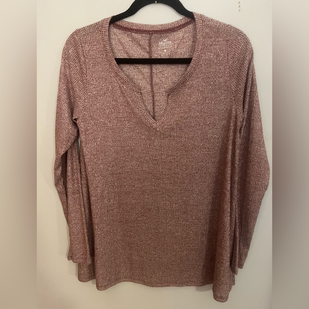 Hollister V-Neck Long Sleeve Top - Mauve‎